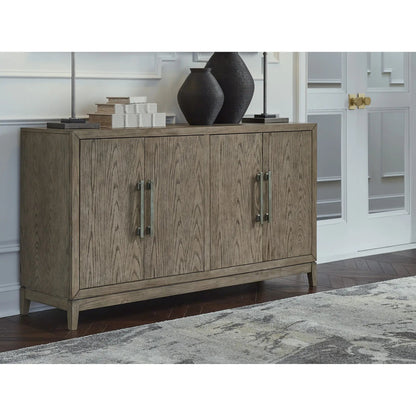Serveur Ashley Chestner en gris marron