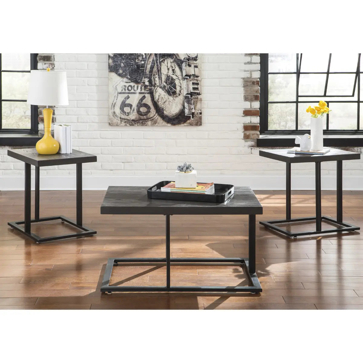 Ensemble de tables d'appoint Ashley Airdon