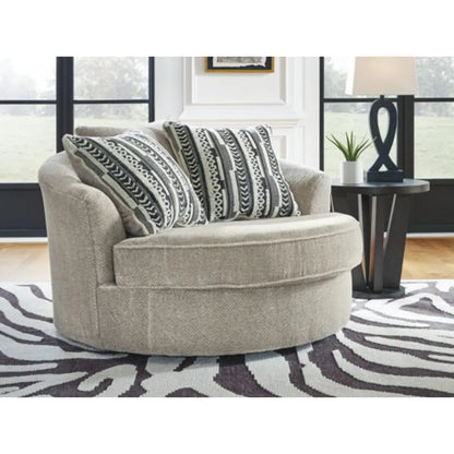 Fauteuil d'appoint pivotant Ashley Calnita en sisal